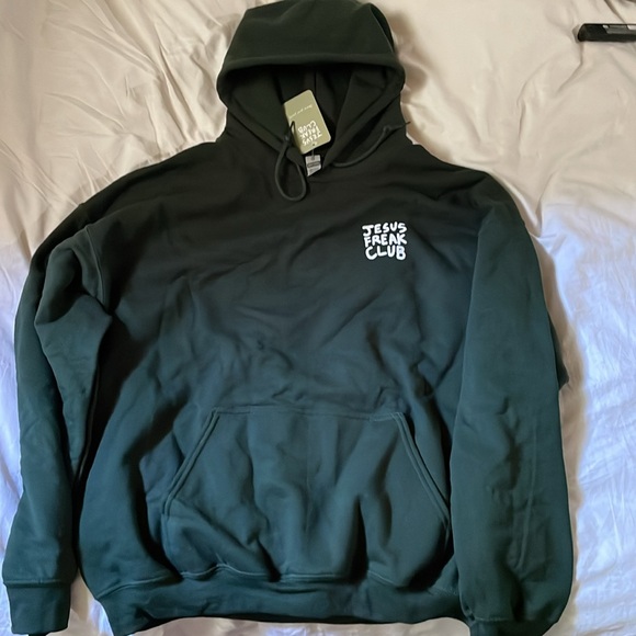 j.f.k Jesus Loves You Forest green Gildan hoodie xl - Picture 2 of 5